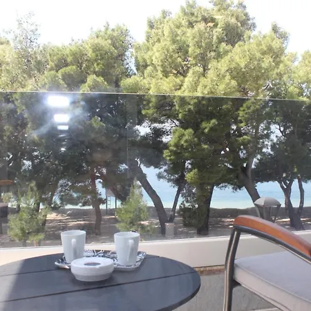 Bella Aparthotel *