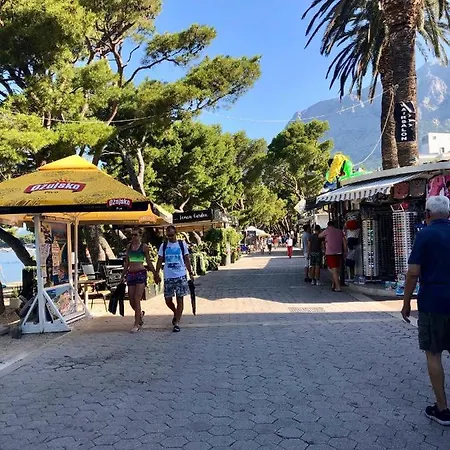 Lägenhetshotell Bella Makarska