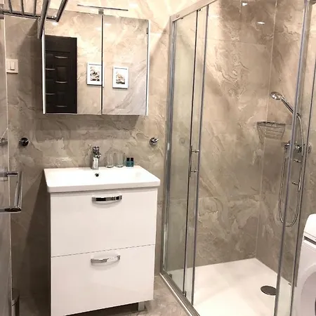 Bella Lägenhetshotell Makarska